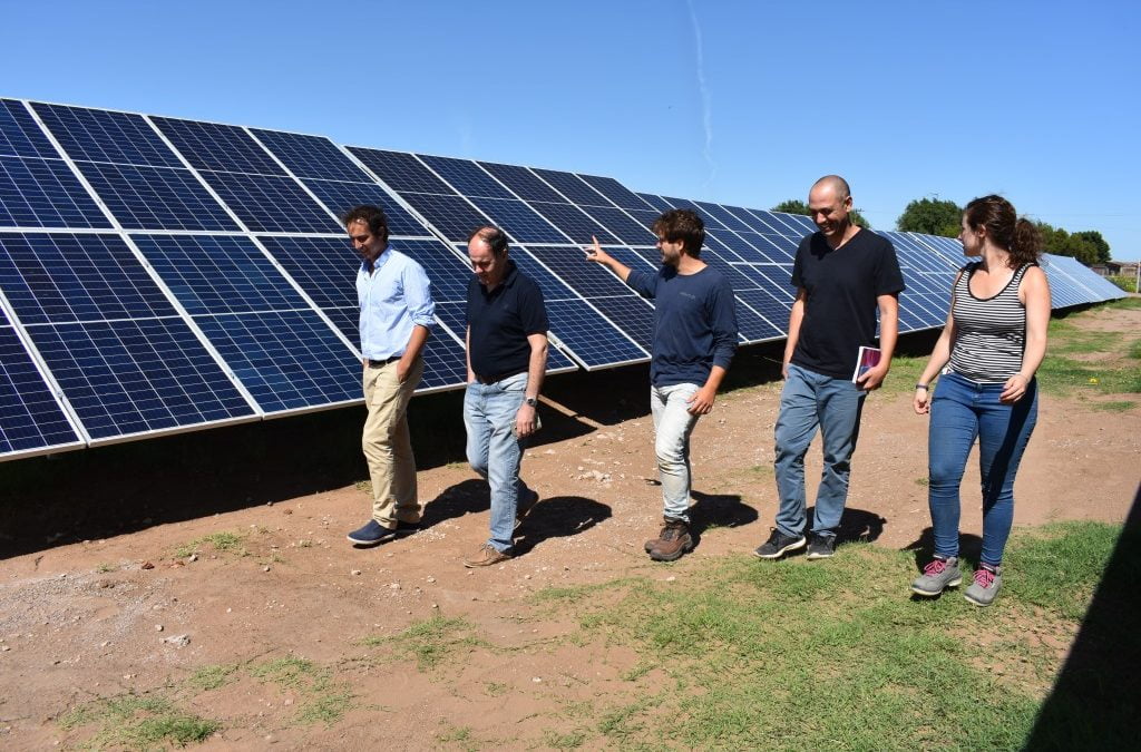 Javier Andres visitó a emprendedores en Villa Maza