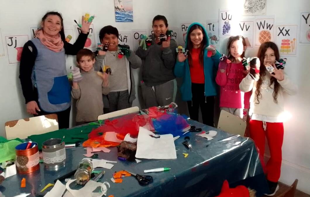 Exitoso Taller de confección de Títeres en Gascón