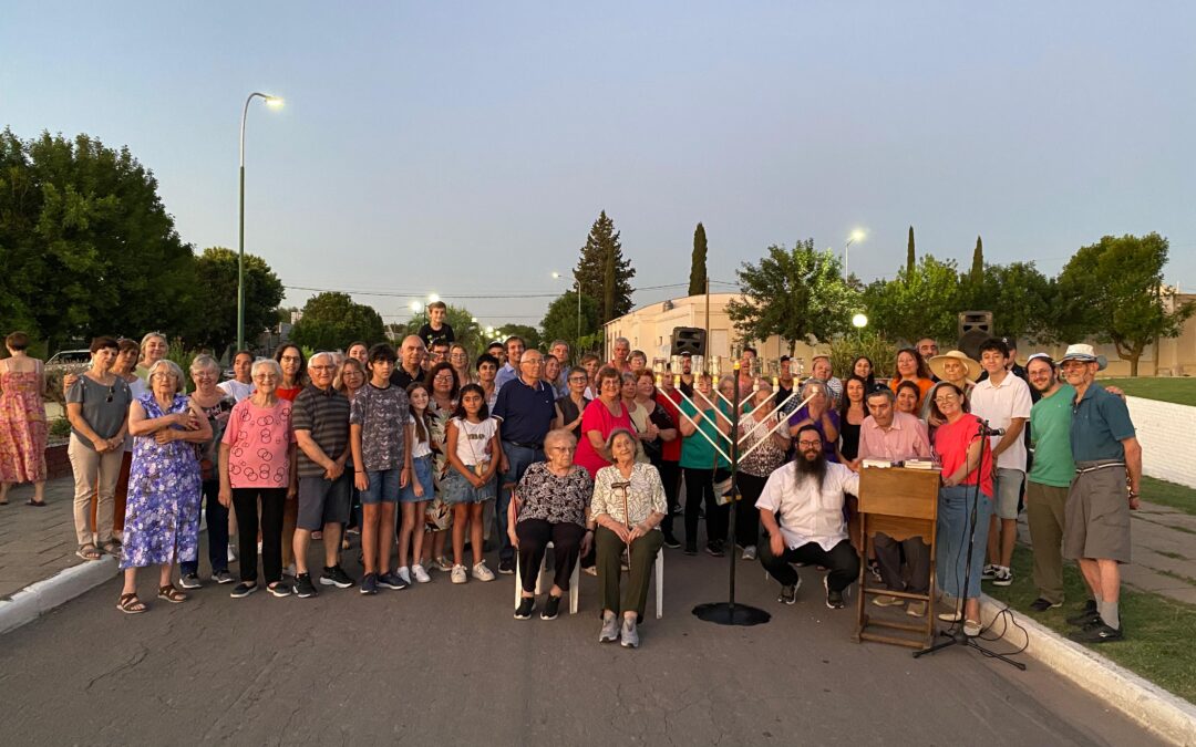 El Intendente Andres participó de la celebración de Janucá en Rivera
